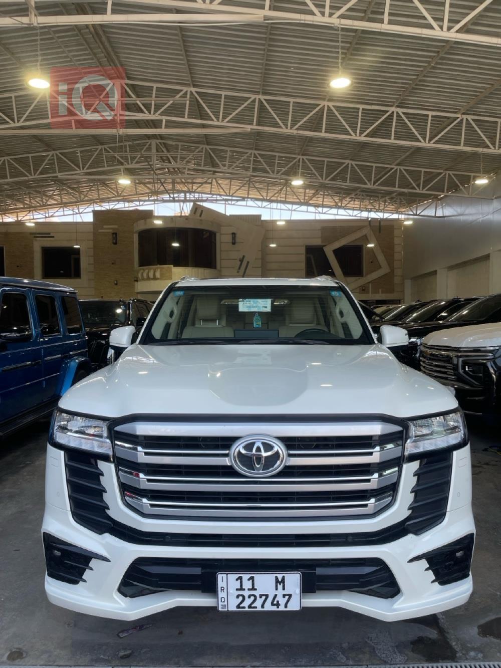 تۆیۆتا لاند کروزەر